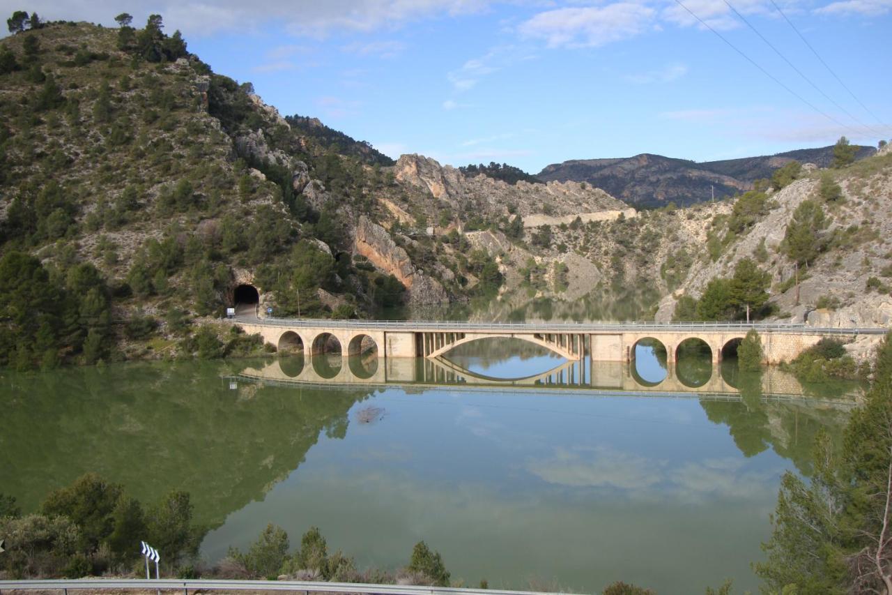 Las Encinas Yeste Luaran gambar