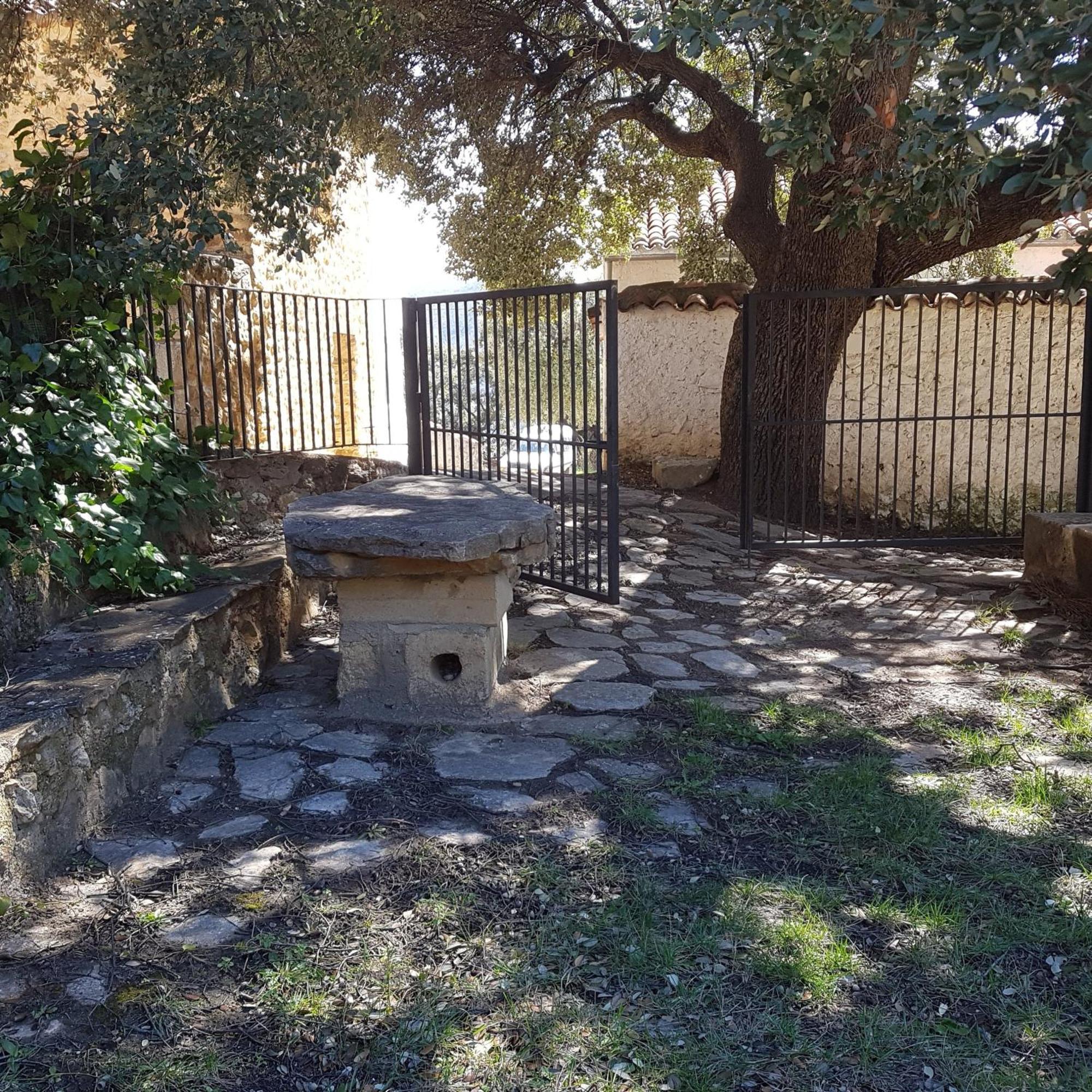 Las Encinas Yeste Luaran gambar